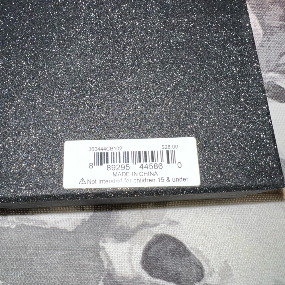 Betsey Johnson Ghost Dangle Earrings glow in the Dark - Picture 3 of 4